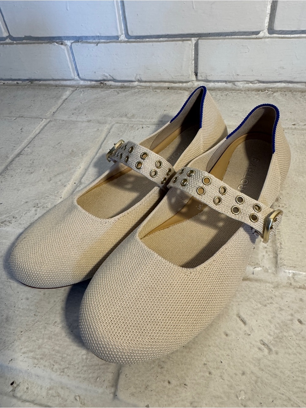 Rothy’s The Max Buckle Mary Jane Flats in Beige/Cream - Size 10